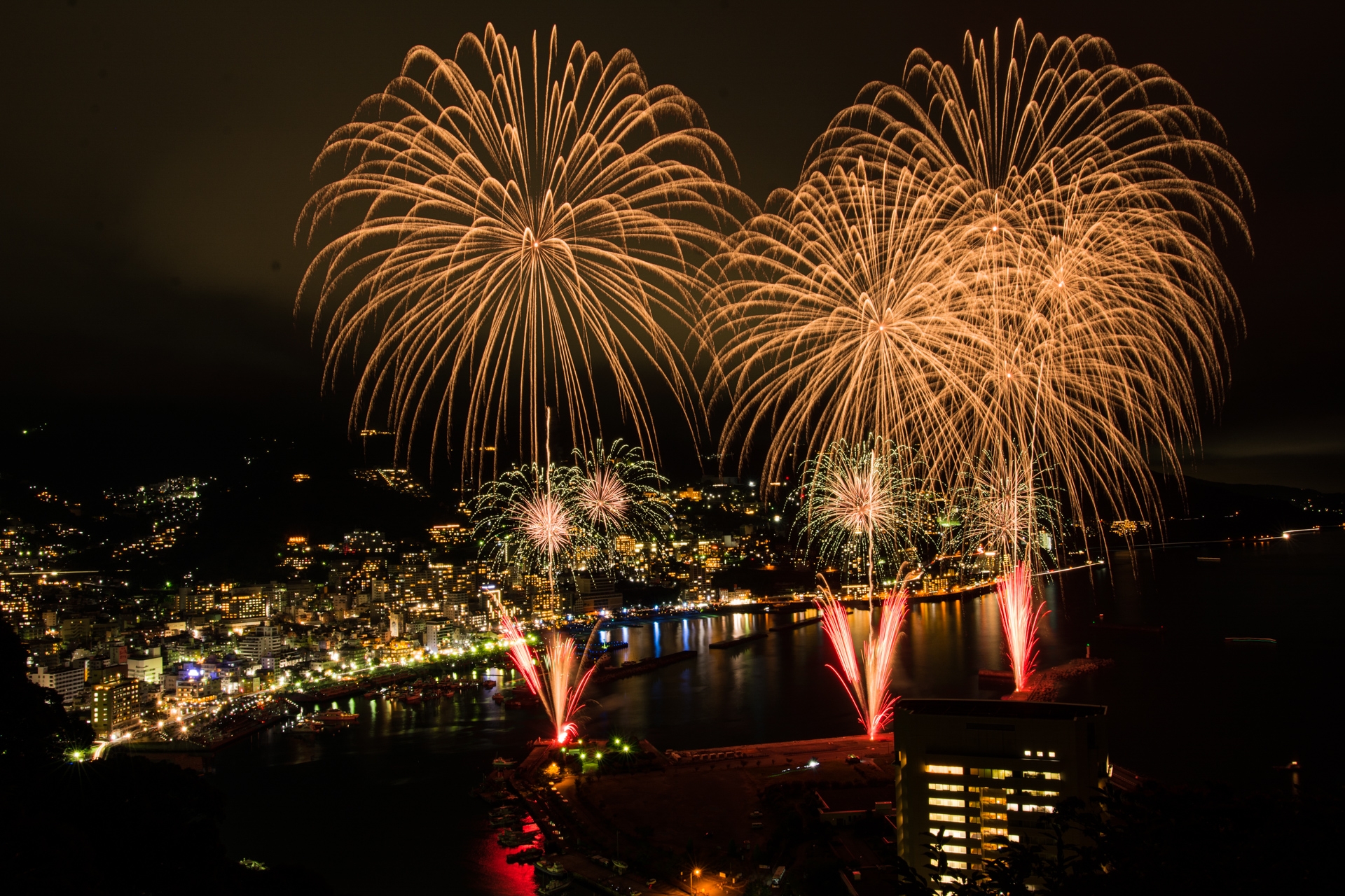 熱海海上花火大会